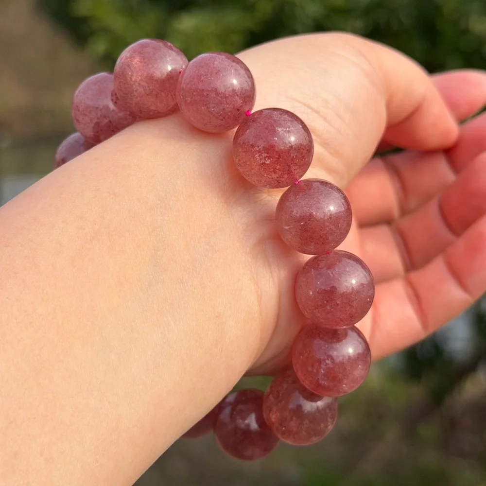 15.5mm stretchable‎ red strawberry quartz bracelet 1104